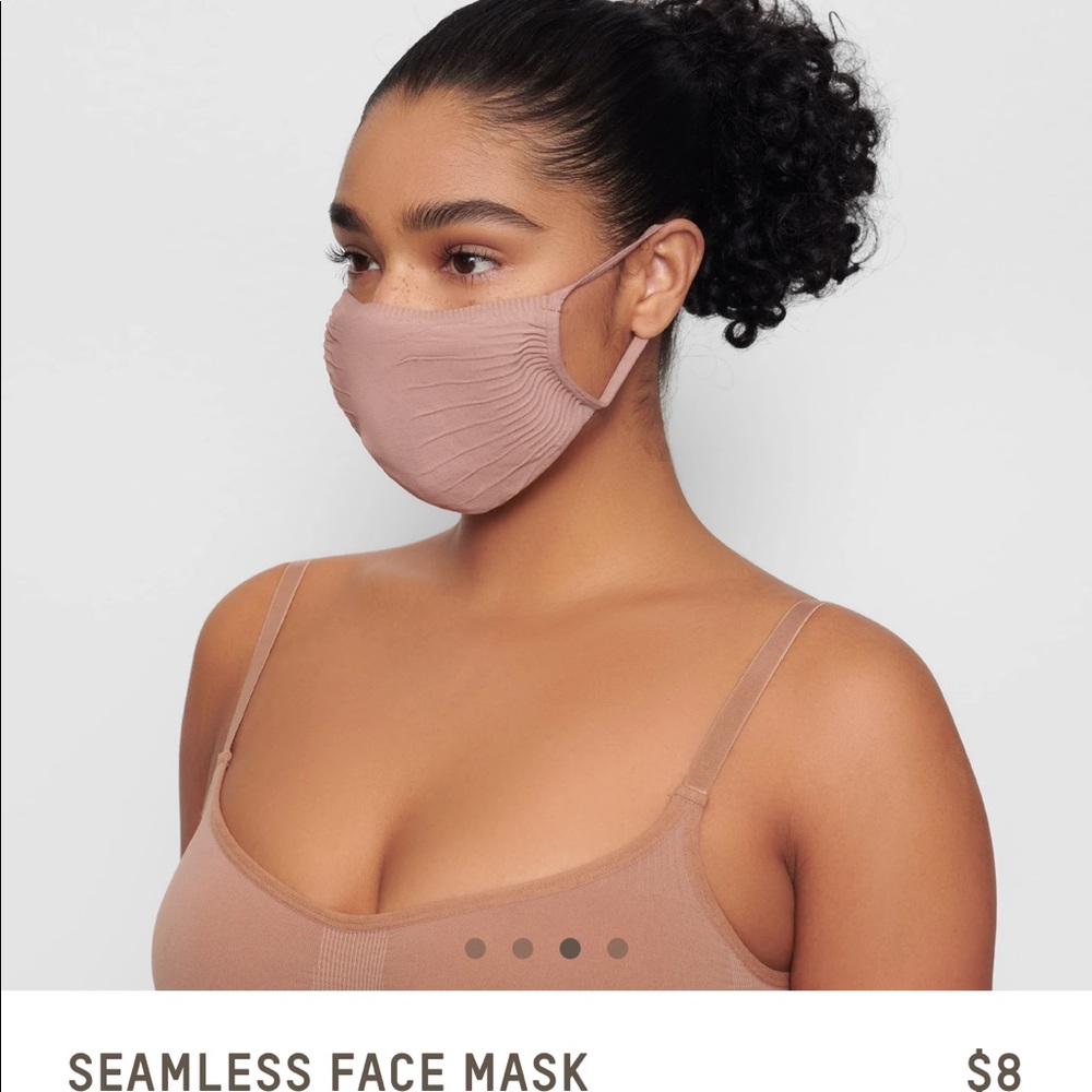 💥Skims masks-sold out online!